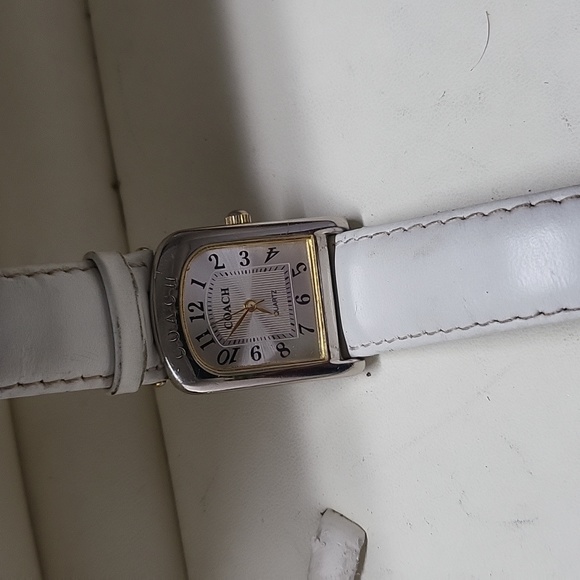 Coach watch - Picture 2 of 7